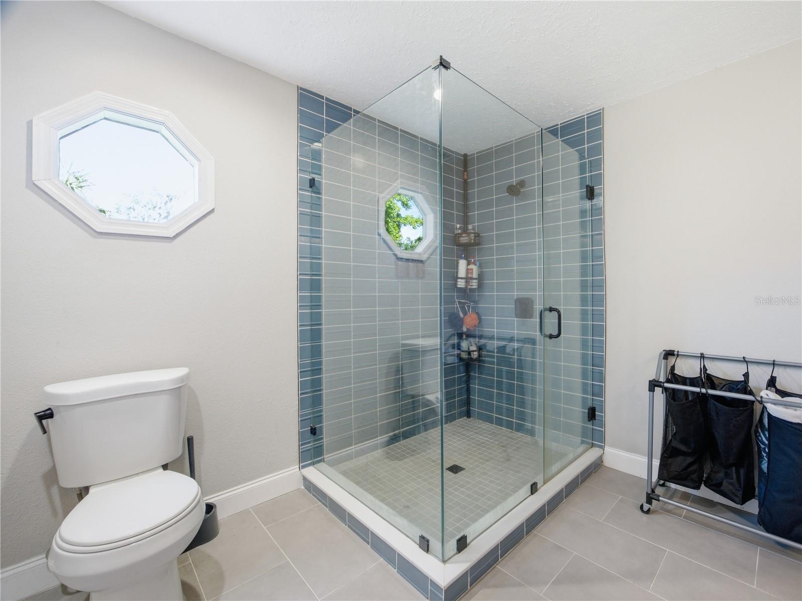 JOHNSONS MARY K & T S - Residential