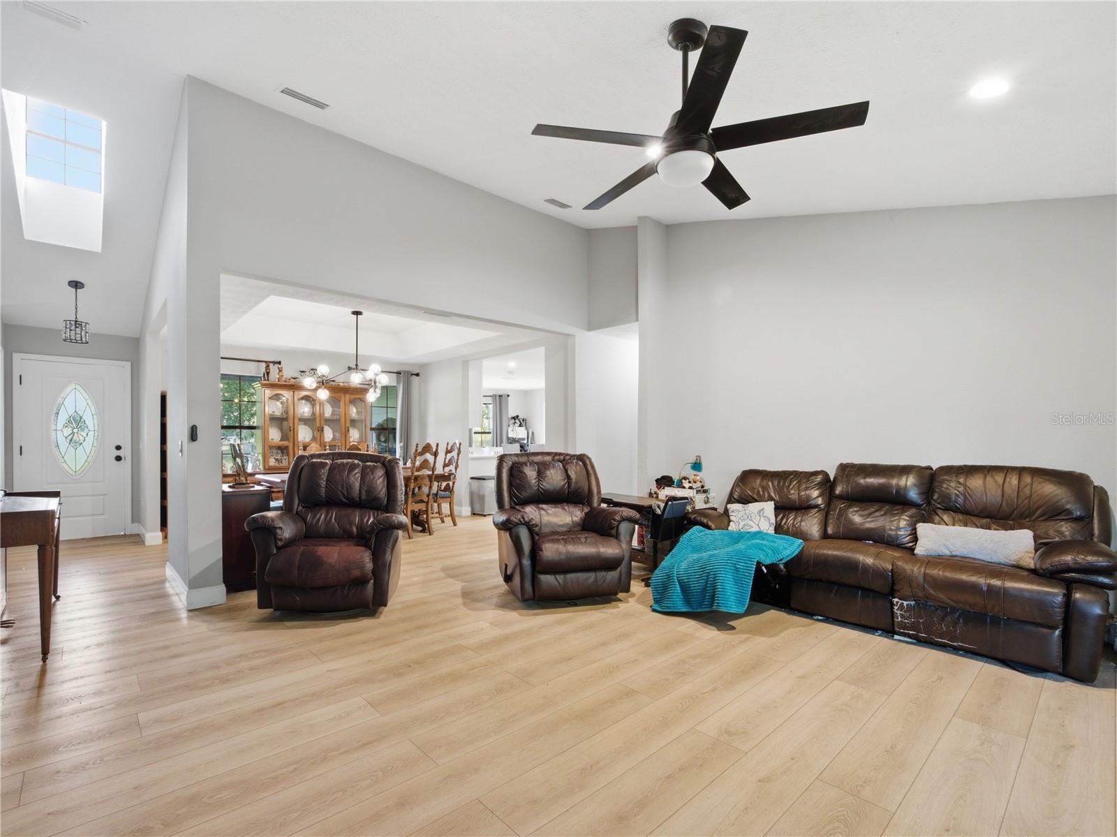 JOHNSONS MARY K & T S - Residential