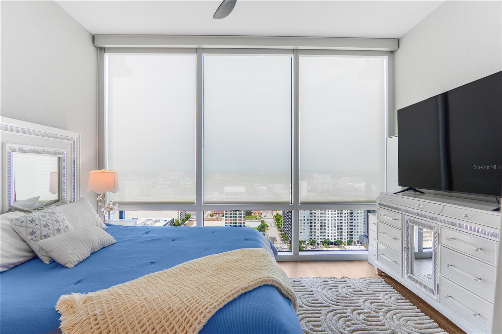 VUE/LK EOLA - Residential