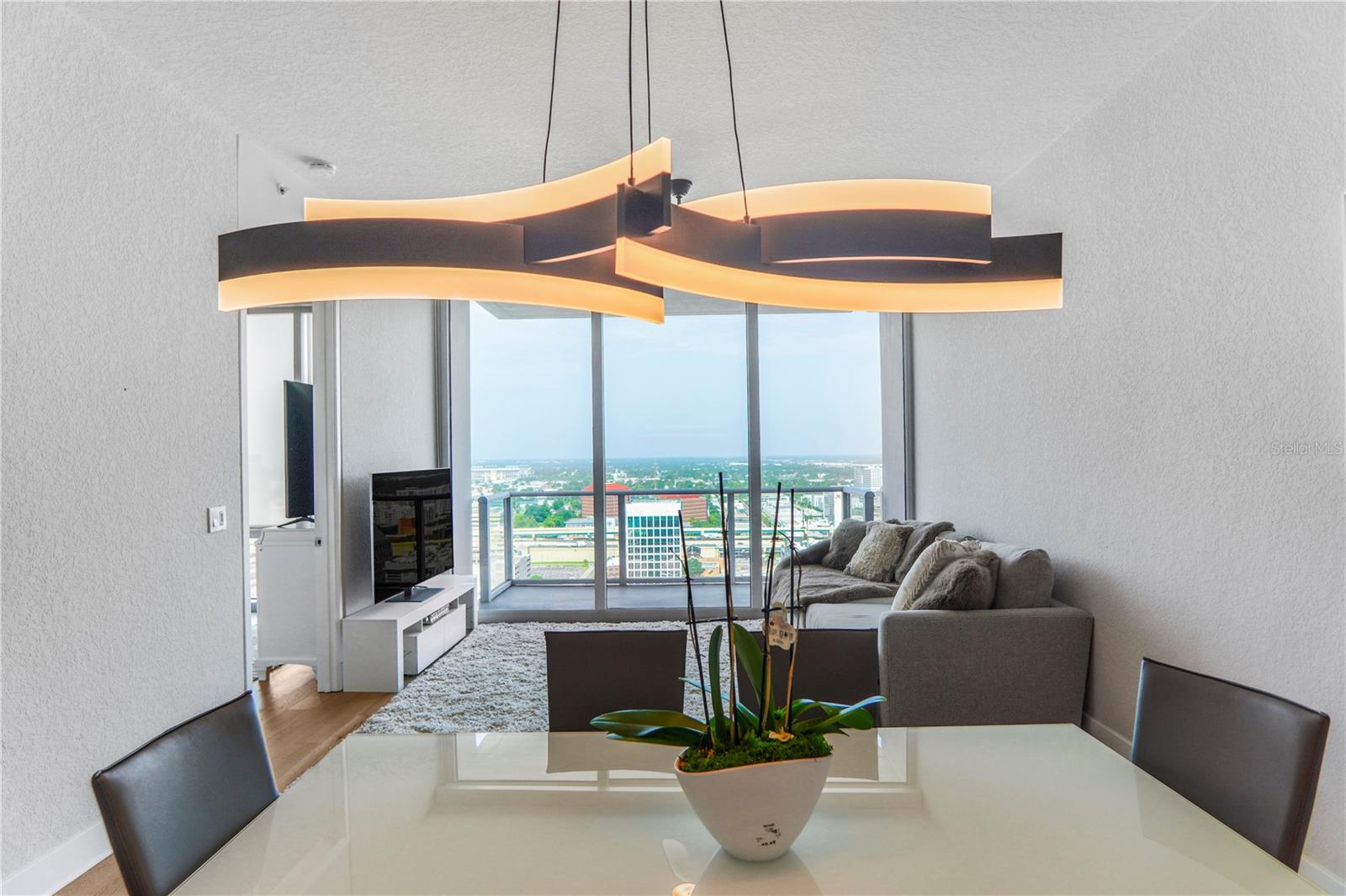 VUE/LK EOLA - Residential