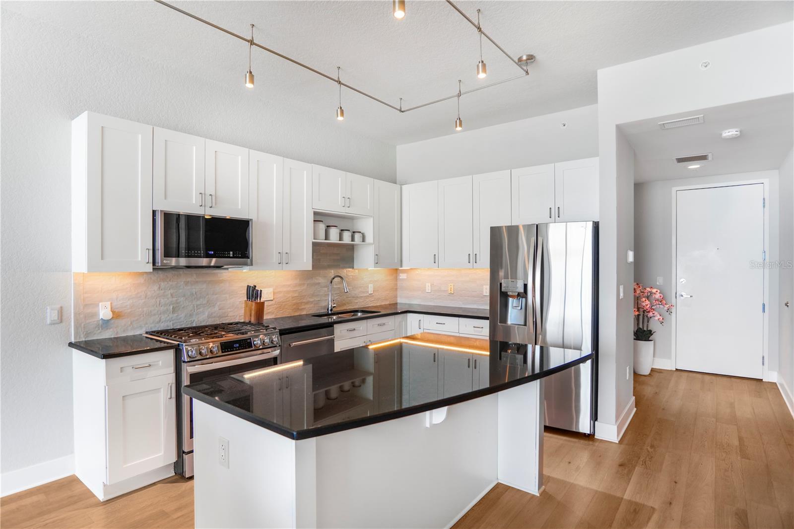 VUE/LK EOLA - Residential