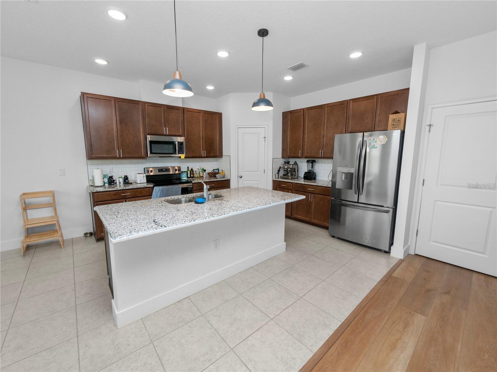 VILLAGES/BRIDGEWATER VILLAGE 14 - Residential Lease