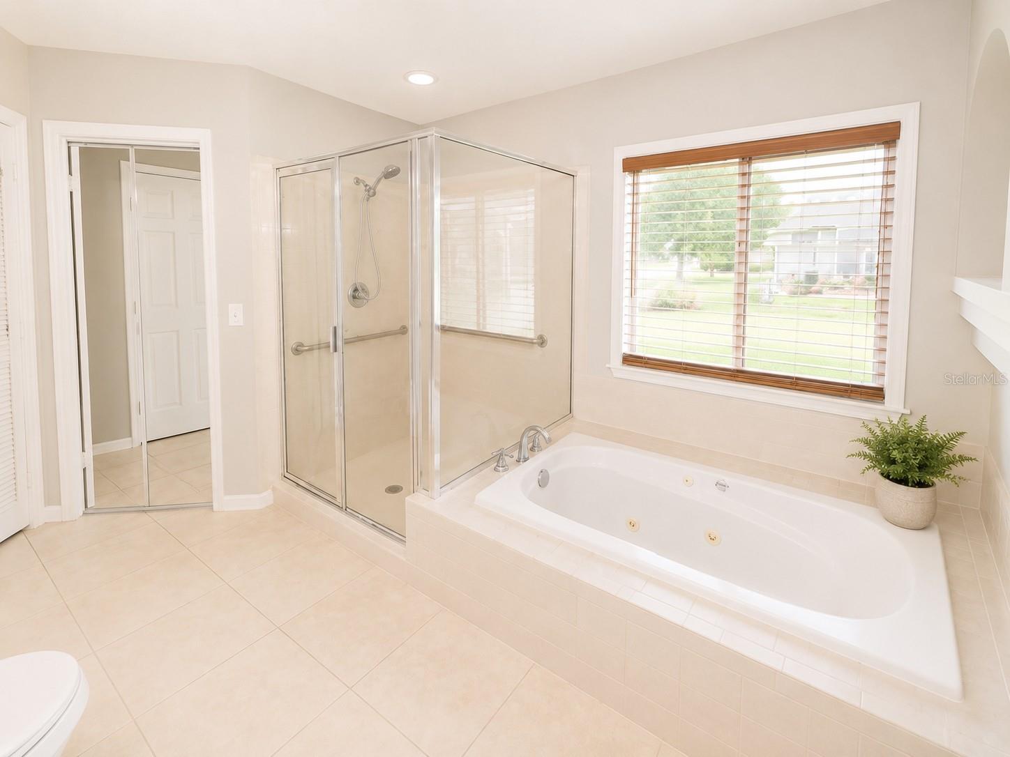 QUAIL WOOD UNIT 02 - Residential