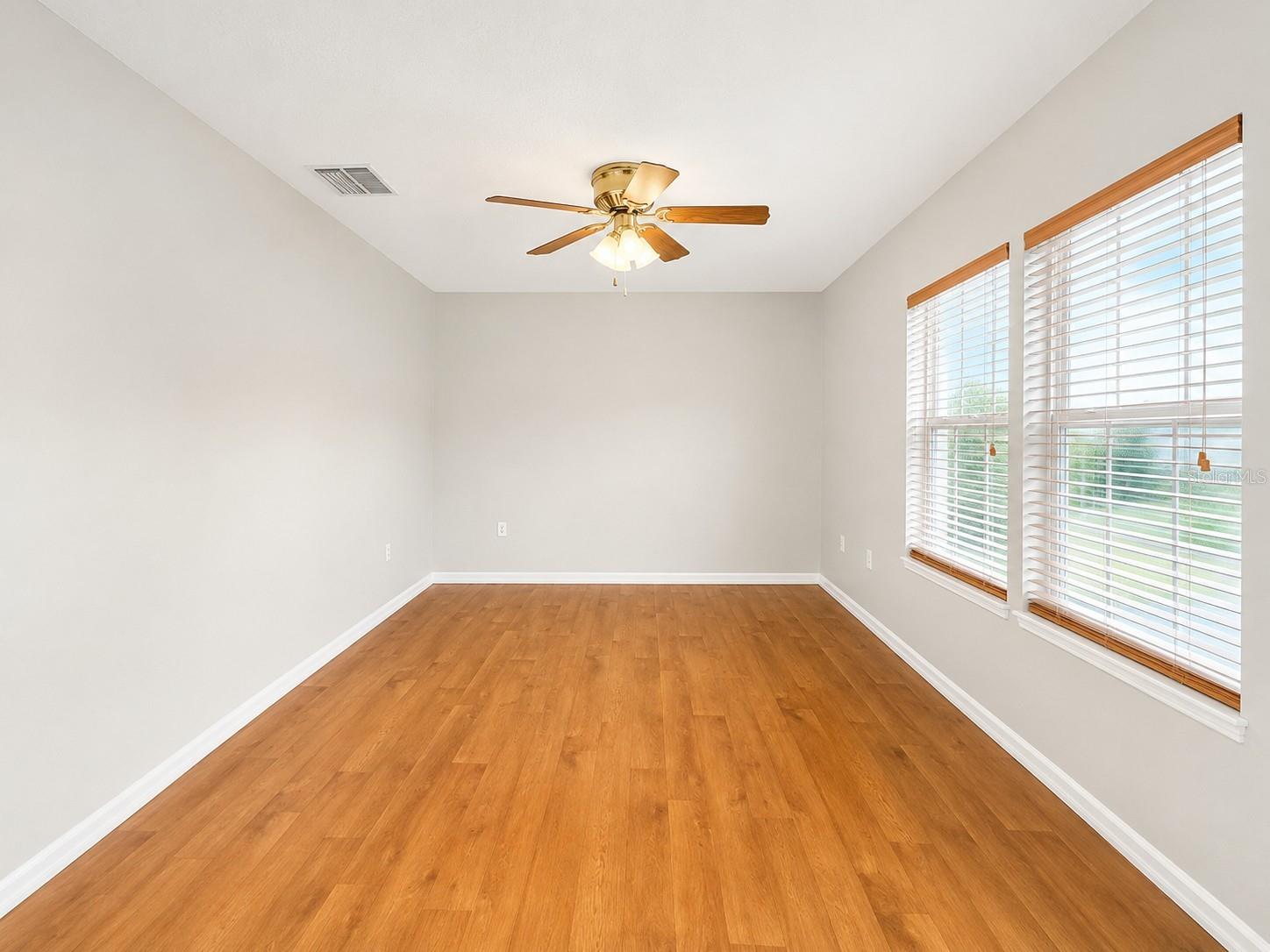 QUAIL WOOD UNIT 02 - Residential