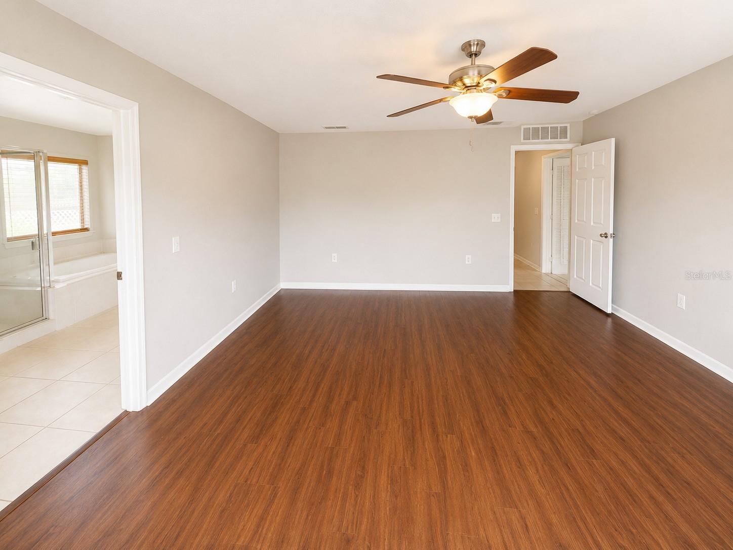 QUAIL WOOD UNIT 02 - Residential