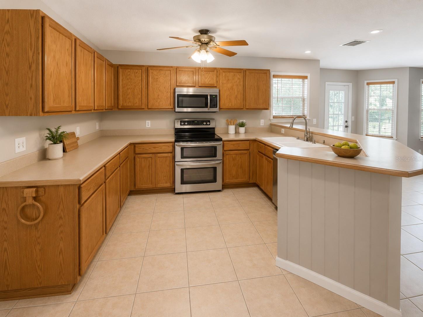 QUAIL WOOD UNIT 02 - Residential