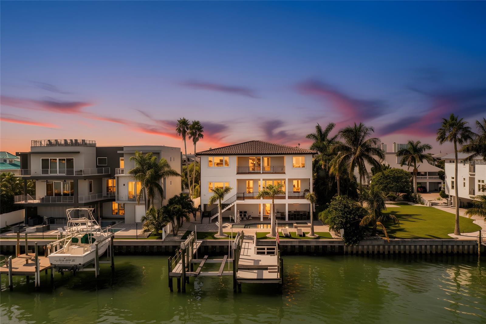 BAHIA SHORES 6TH ADD LOT 9 - Residential