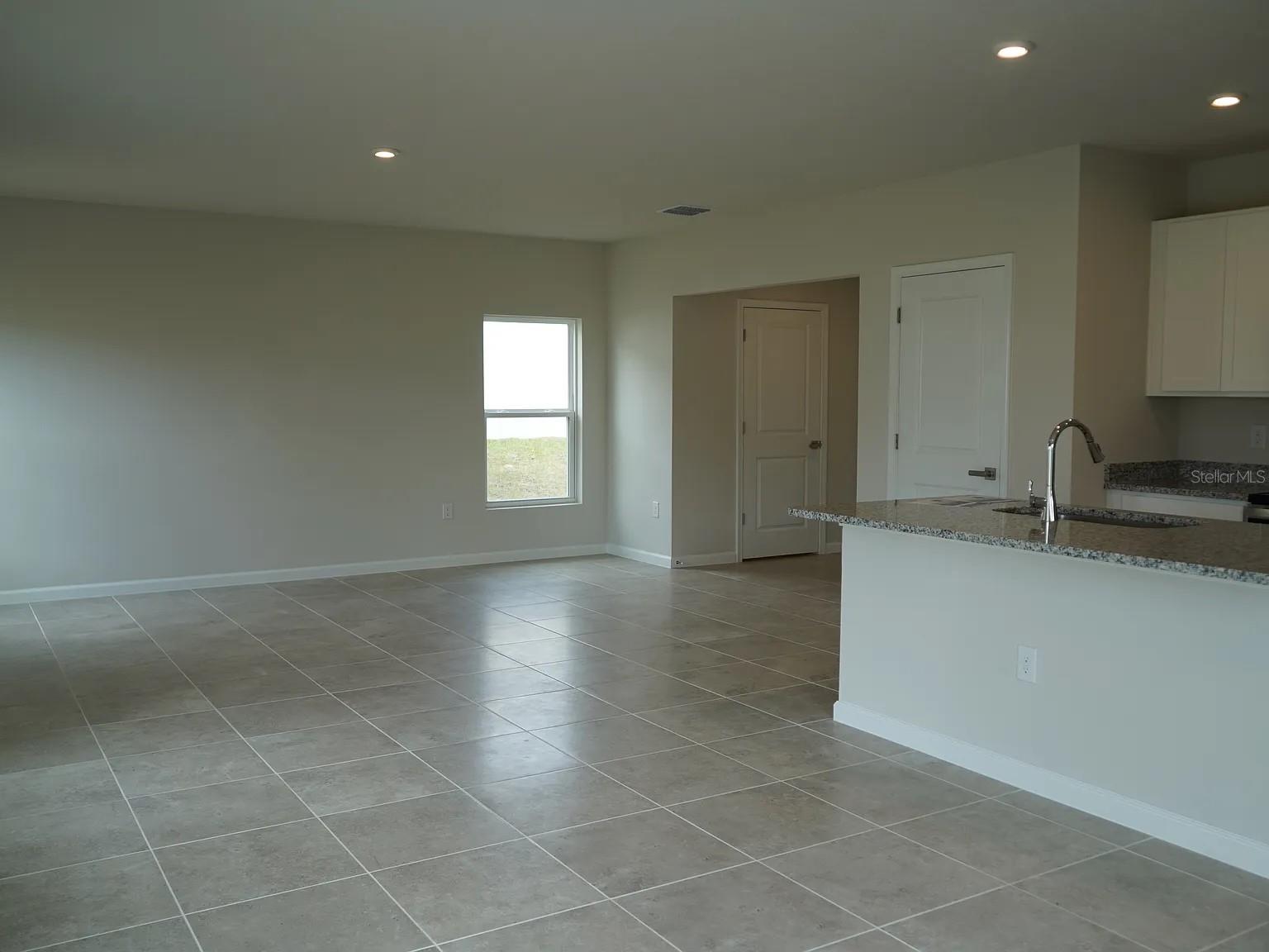 SCENIC TERRACE NORTH - Residential Lease