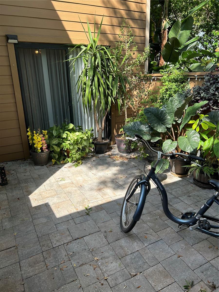 GLENEAGLES I CONDO - Residential