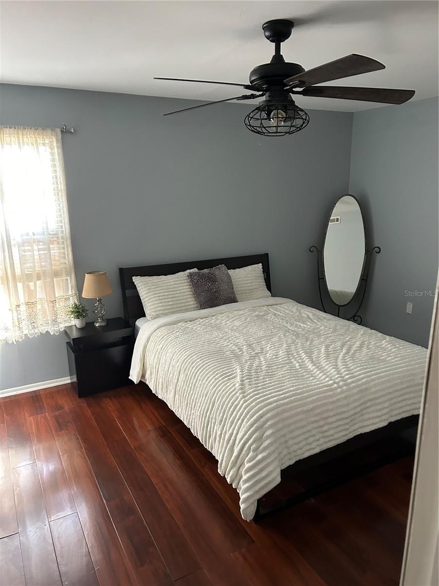 GLENEAGLES I CONDO - Residential