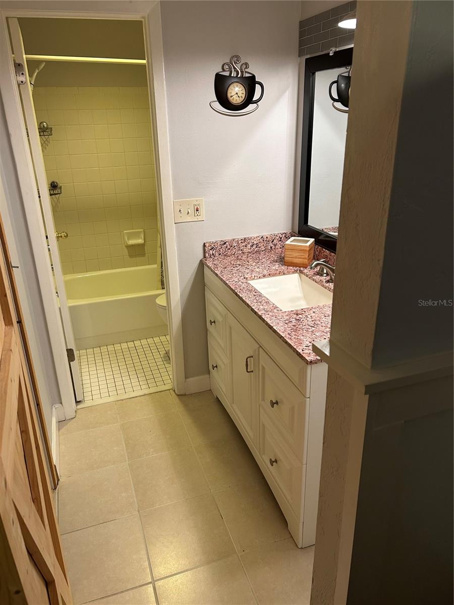 GLENEAGLES I CONDO - Residential