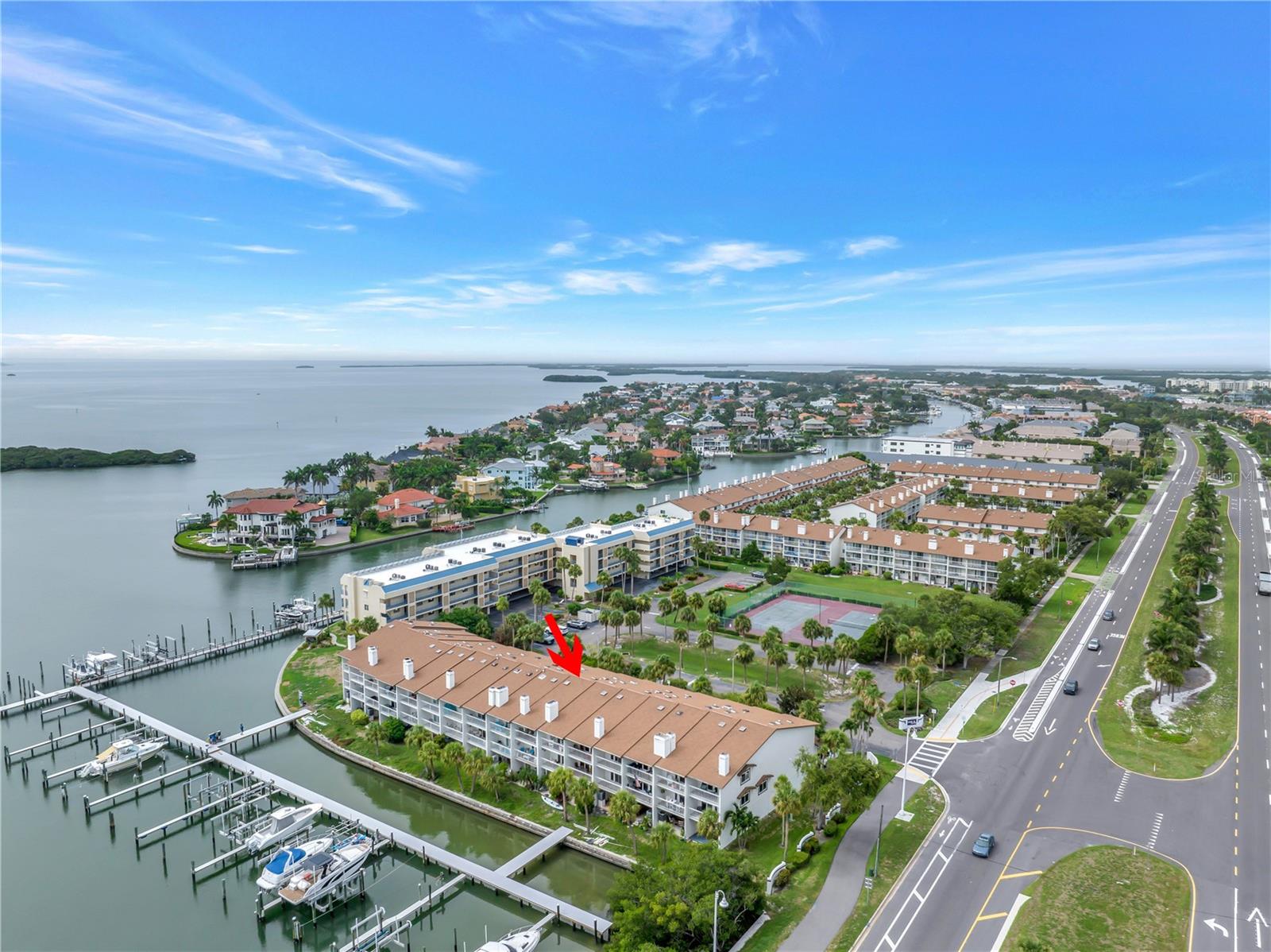 PALMS OF TIERRA - Residential