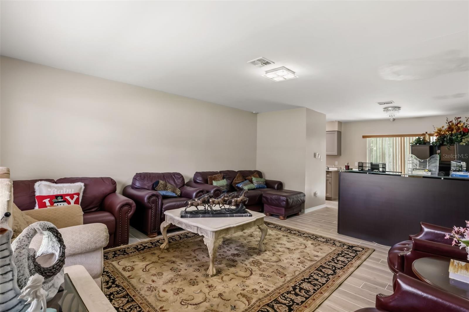 ORANGE CENTER - Commercial Sale