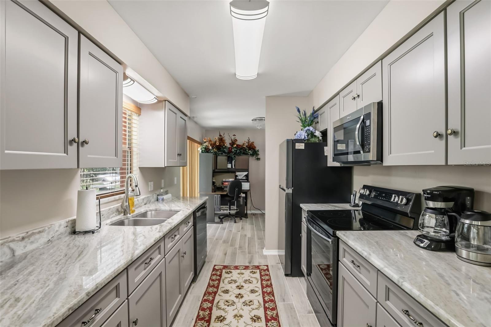 ORANGE CENTER - Commercial Sale