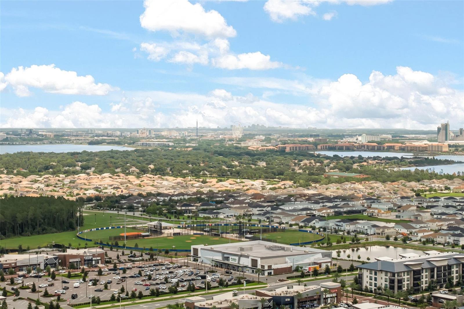 ORANGE CENTER - Commercial Sale