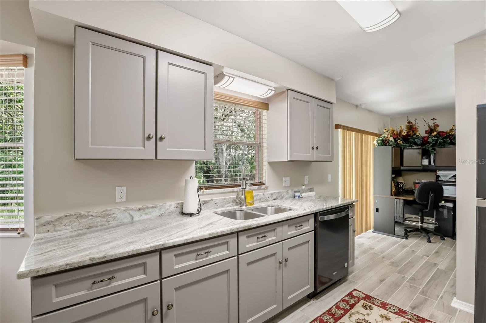 ORANGE CENTER - Commercial Sale
