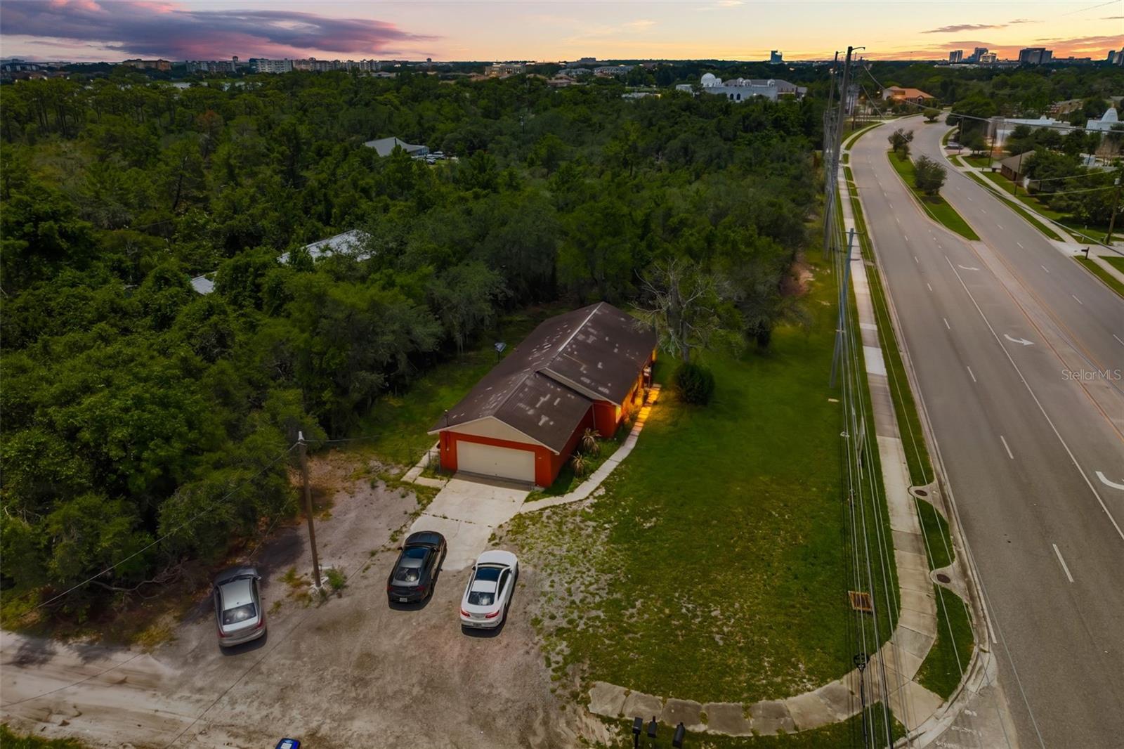 ORANGE CENTER - Commercial Sale