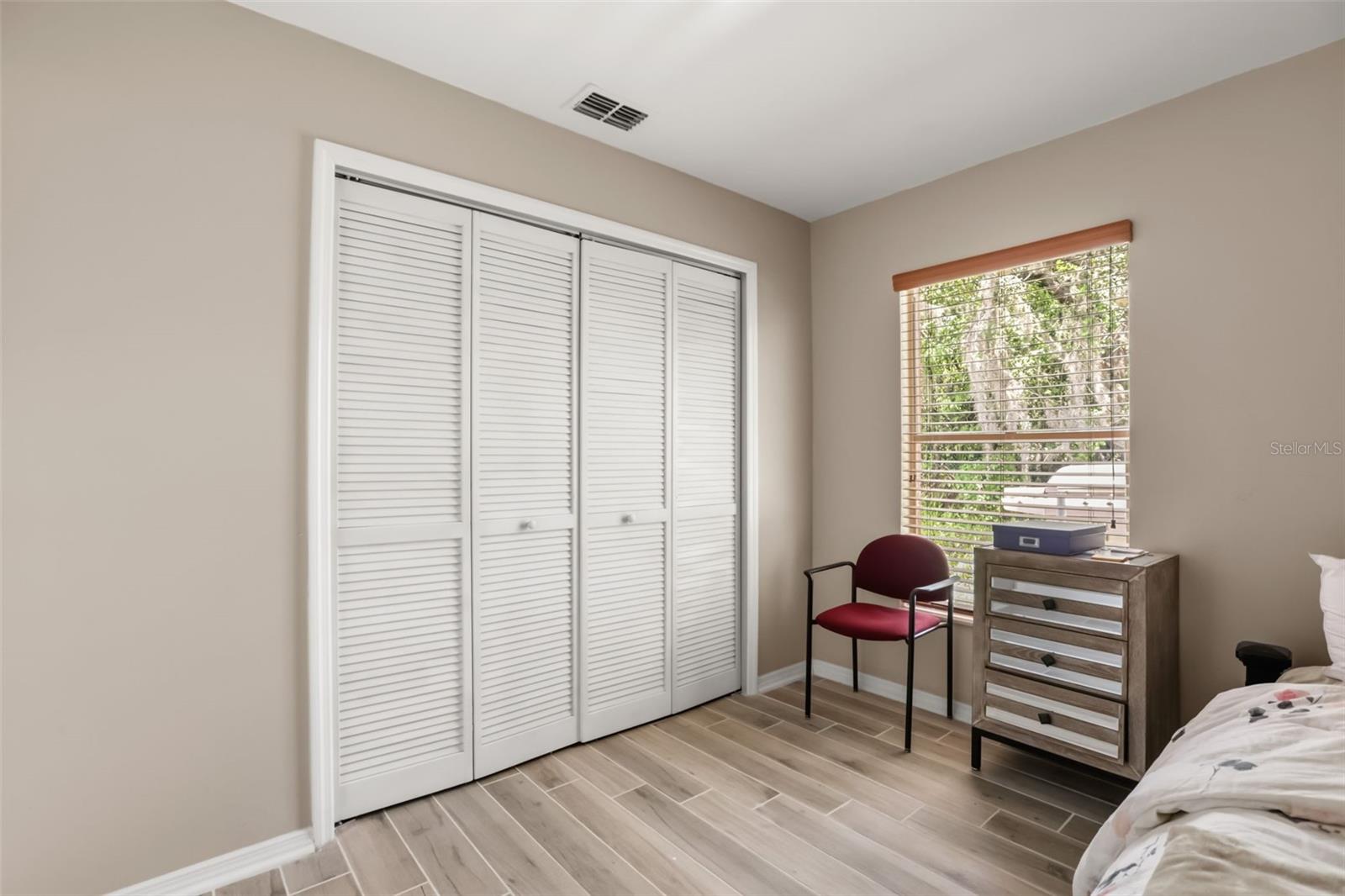 ORANGE CENTER - Commercial Sale