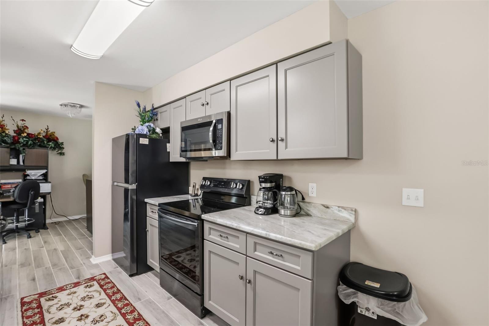 ORANGE CENTER - Commercial Sale