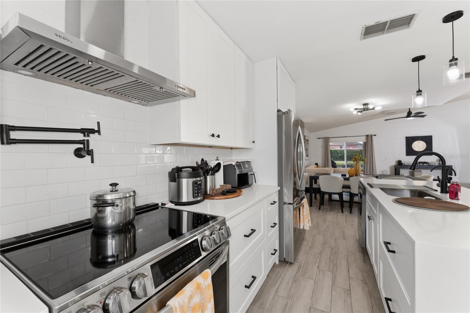 INDIAN POINT PH 1 - Residential Lease