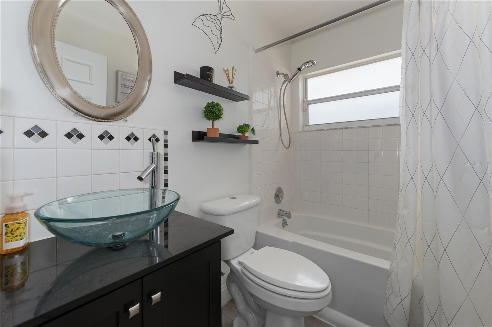INDIAN POINT PH 1 - Residential Lease
