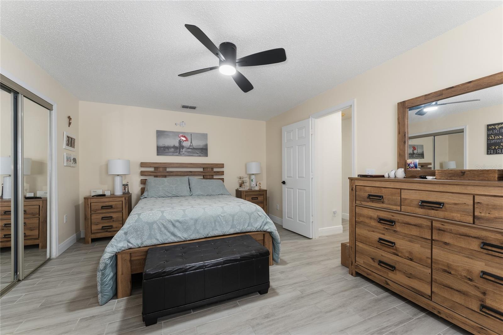 INDIAN POINT PH 1 - Residential Lease