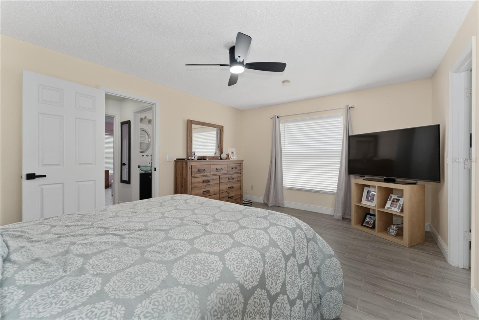 INDIAN POINT PH 1 - Residential Lease