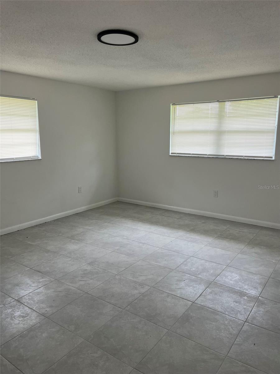 OKEECHOBEE HAMMOCK SEC 2 - Residential Lease