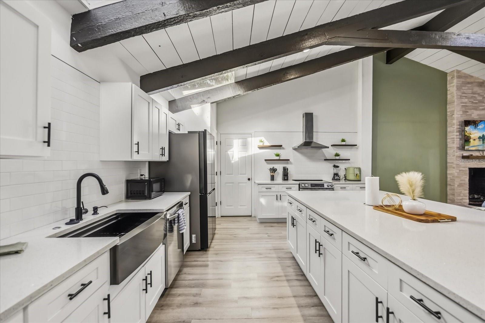 ACREAGE & UNREC - Residential