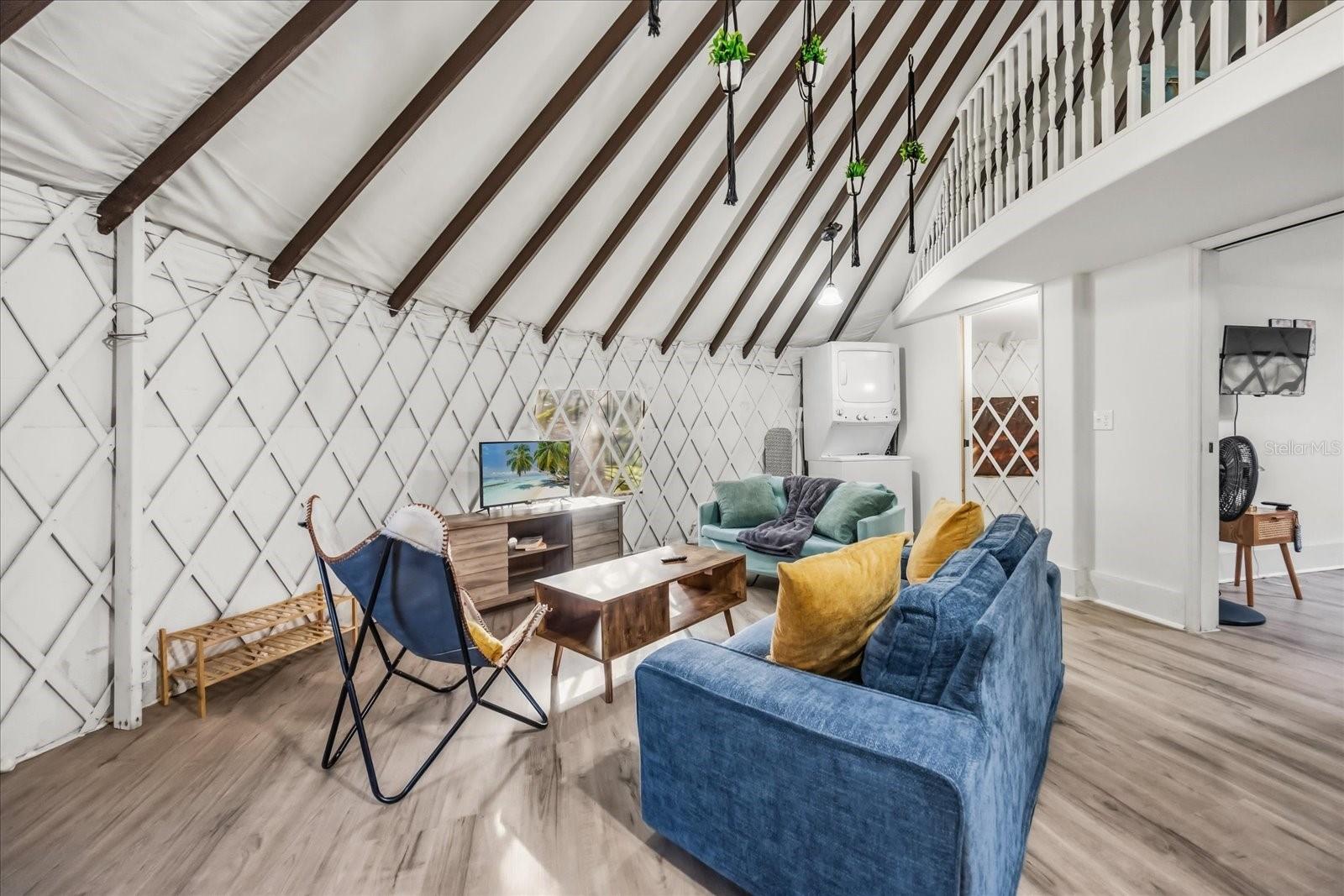 ACREAGE & UNREC - Residential