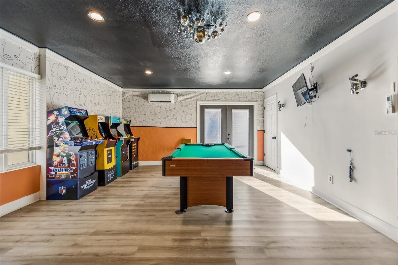 ACREAGE & UNREC - Residential