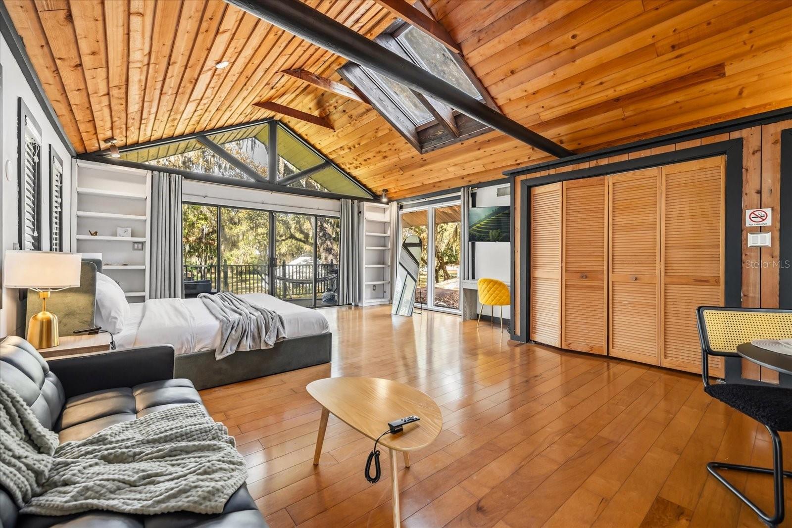ACREAGE & UNREC - Residential