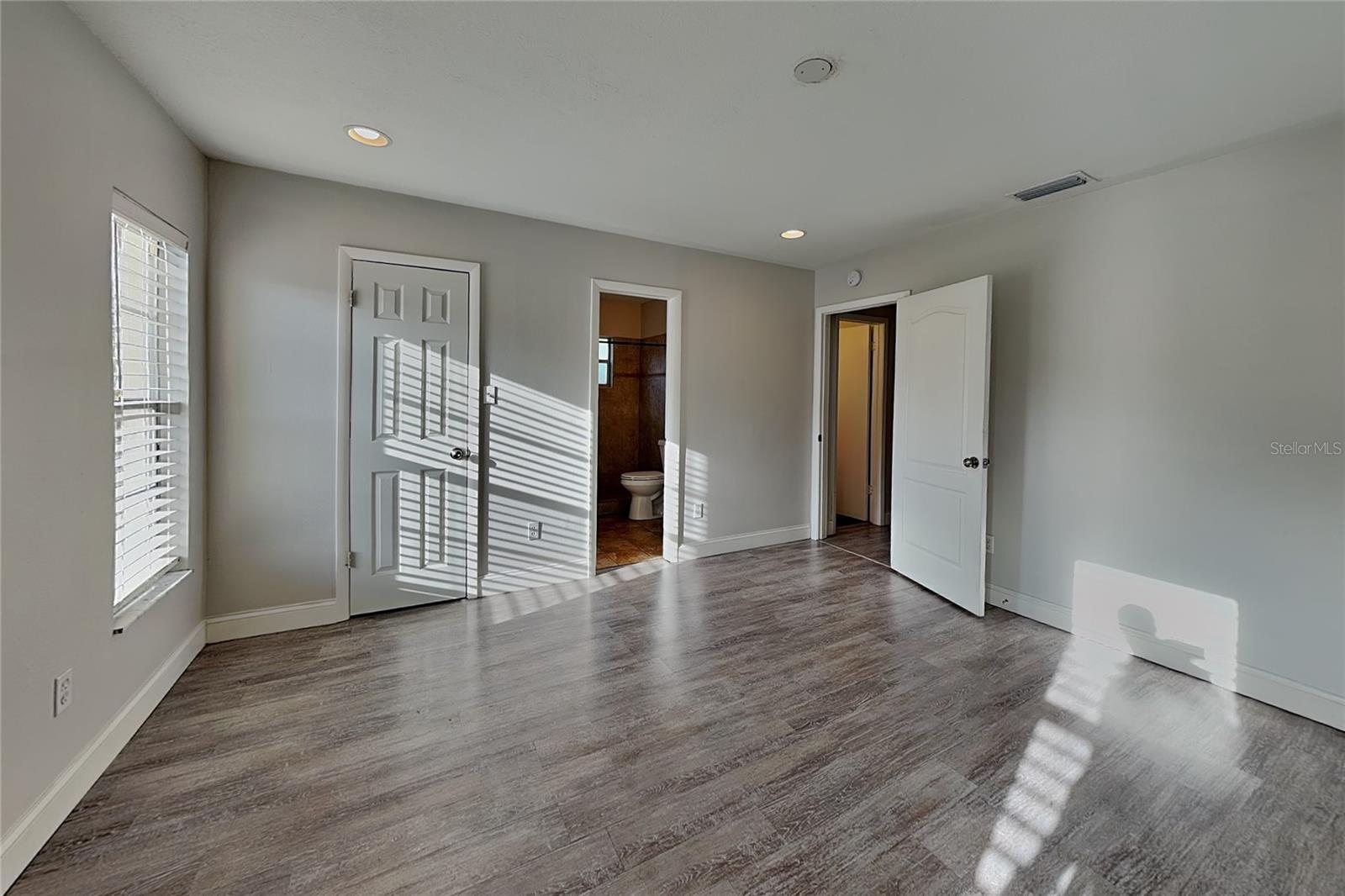 BRYAN MANOR - Residential Lease