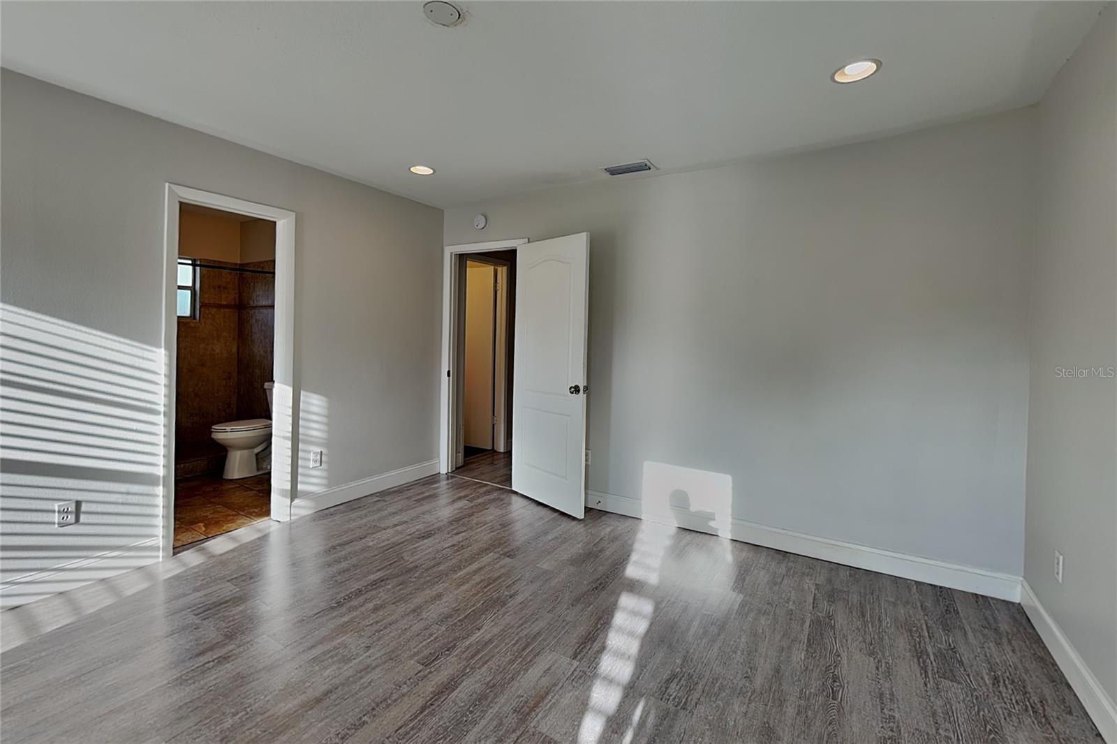 BRYAN MANOR - Residential Lease