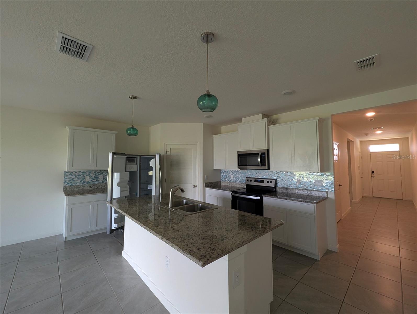 CYPRESS BAY WEST - Residential