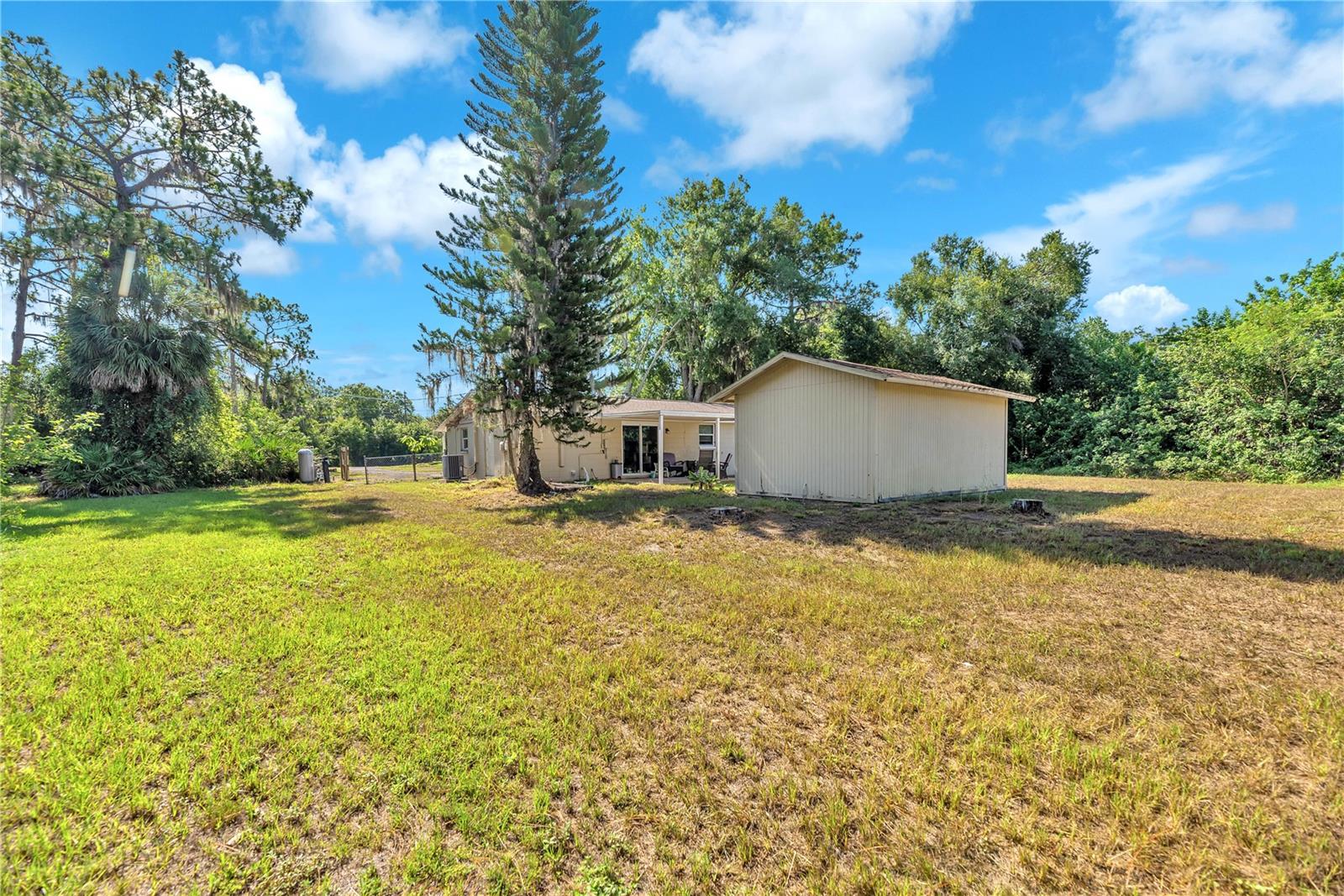 RUSKIN COLONY FARMS 1ST EXTENS - Residential
