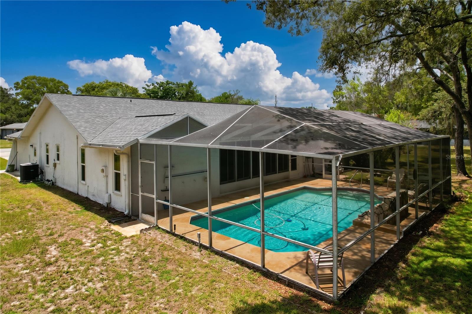 SPRING HILL - Residential
