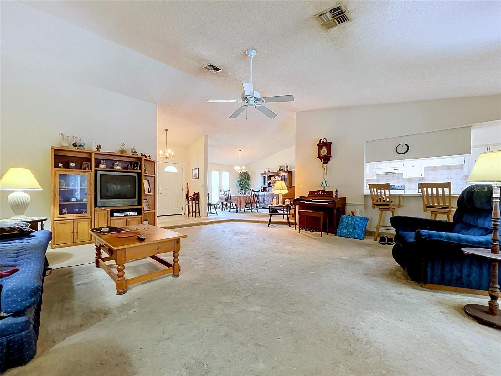 SPRING HILL - Residential