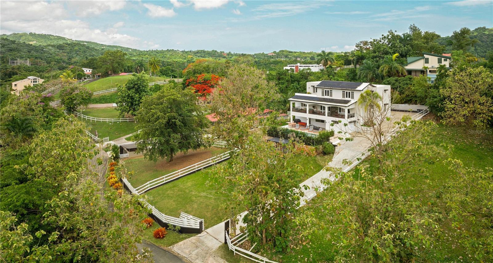 HACIENDA CARABALI - Residential