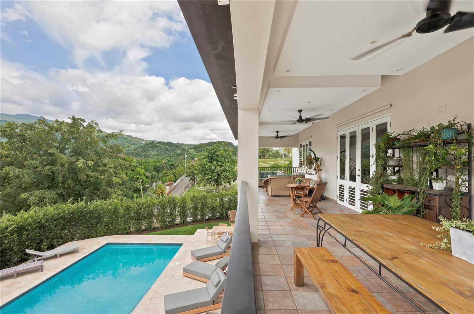 HACIENDA CARABALI - Residential