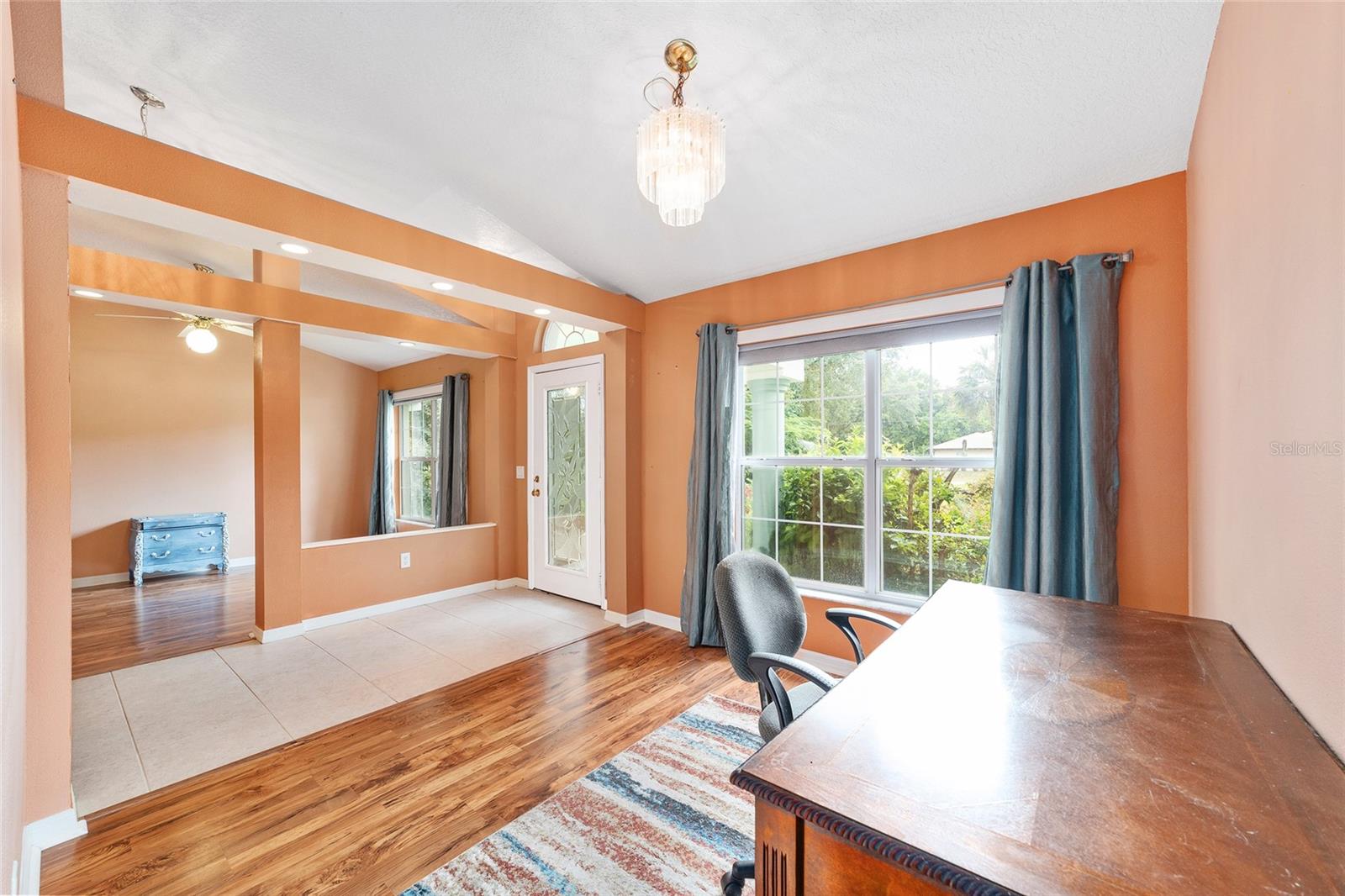 CRYSTAL PARADISE ESTATES - Residential