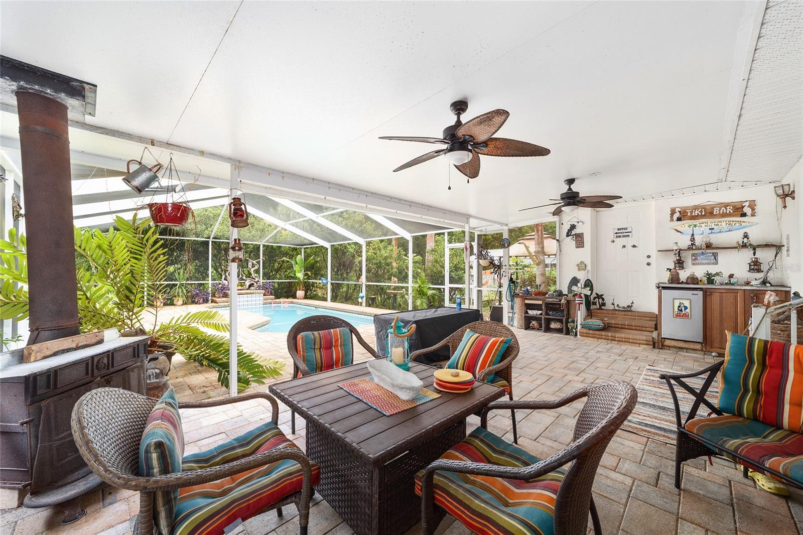 CRYSTAL PARADISE ESTATES - Residential