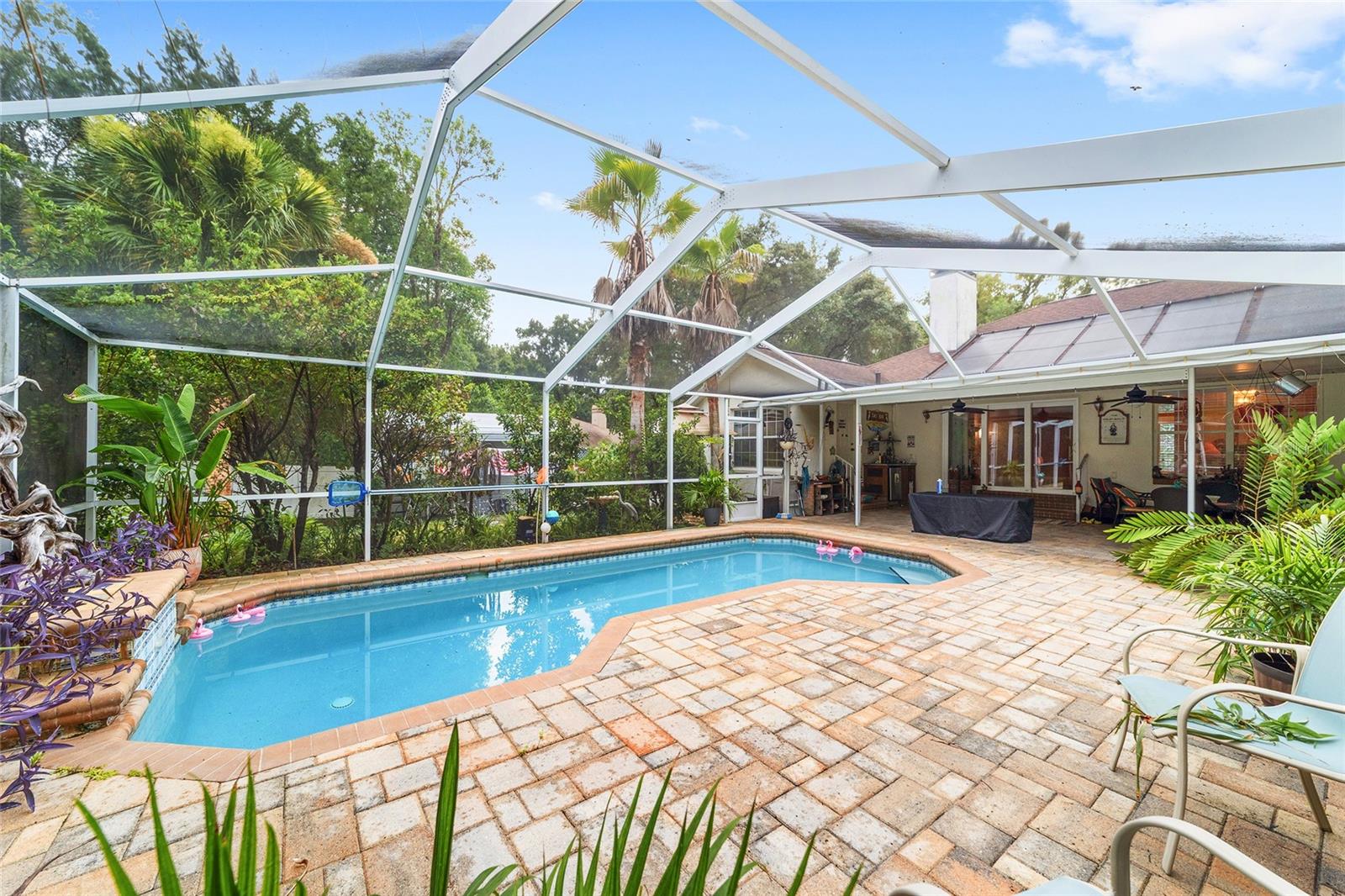 CRYSTAL PARADISE ESTATES - Residential