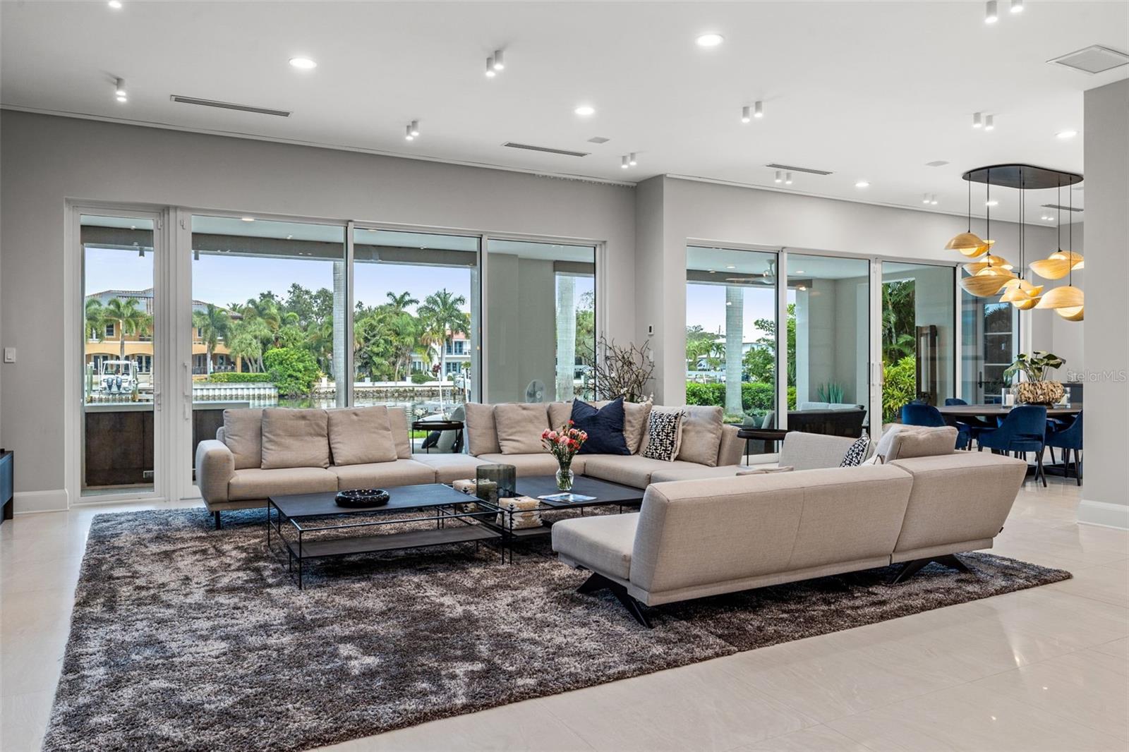 SNELL ISLE BRIGHTWATERS SEC 1 REP - Residential