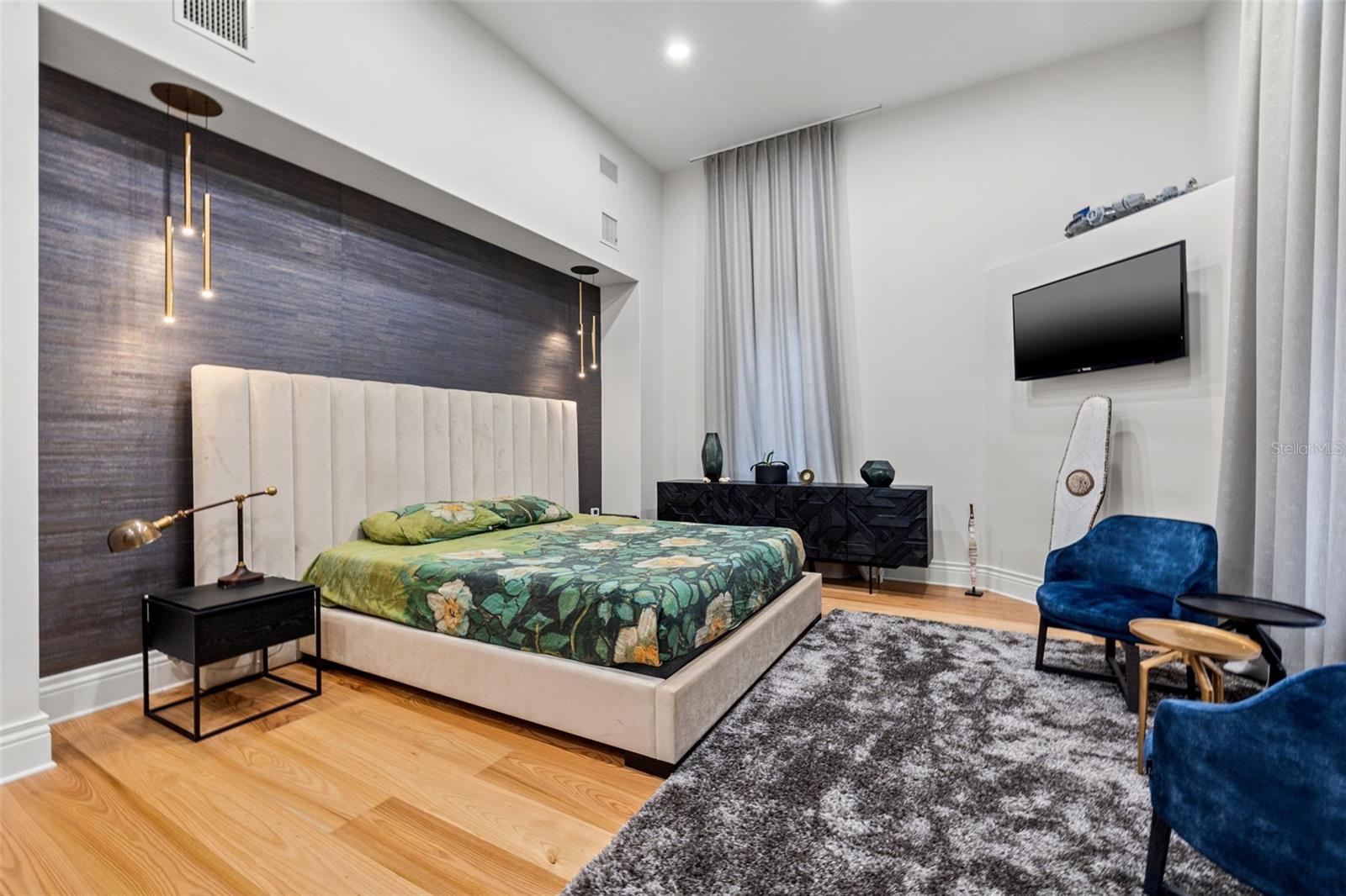 SNELL ISLE BRIGHTWATERS SEC 1 REP - Residential