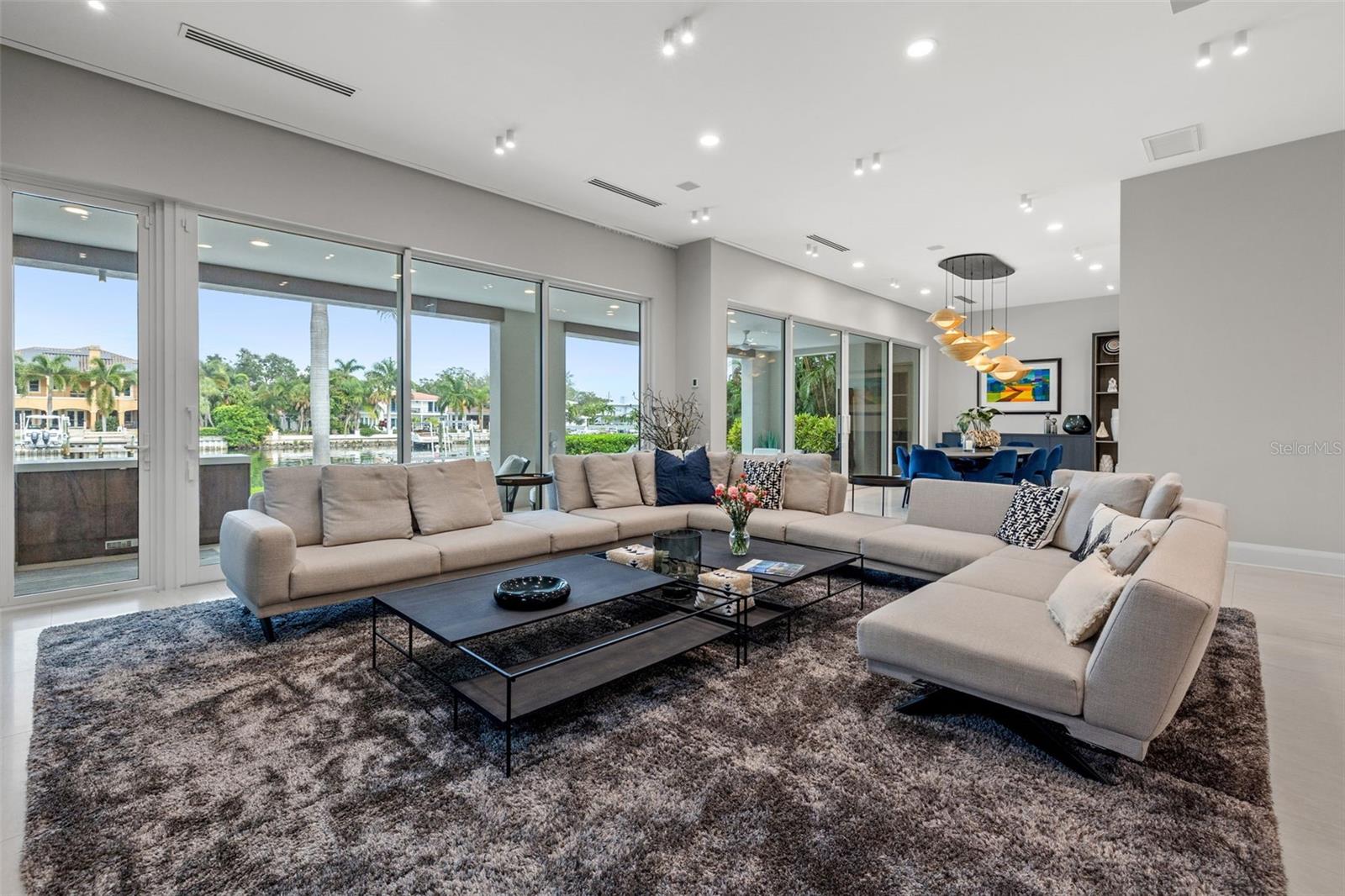 SNELL ISLE BRIGHTWATERS SEC 1 REP - Residential