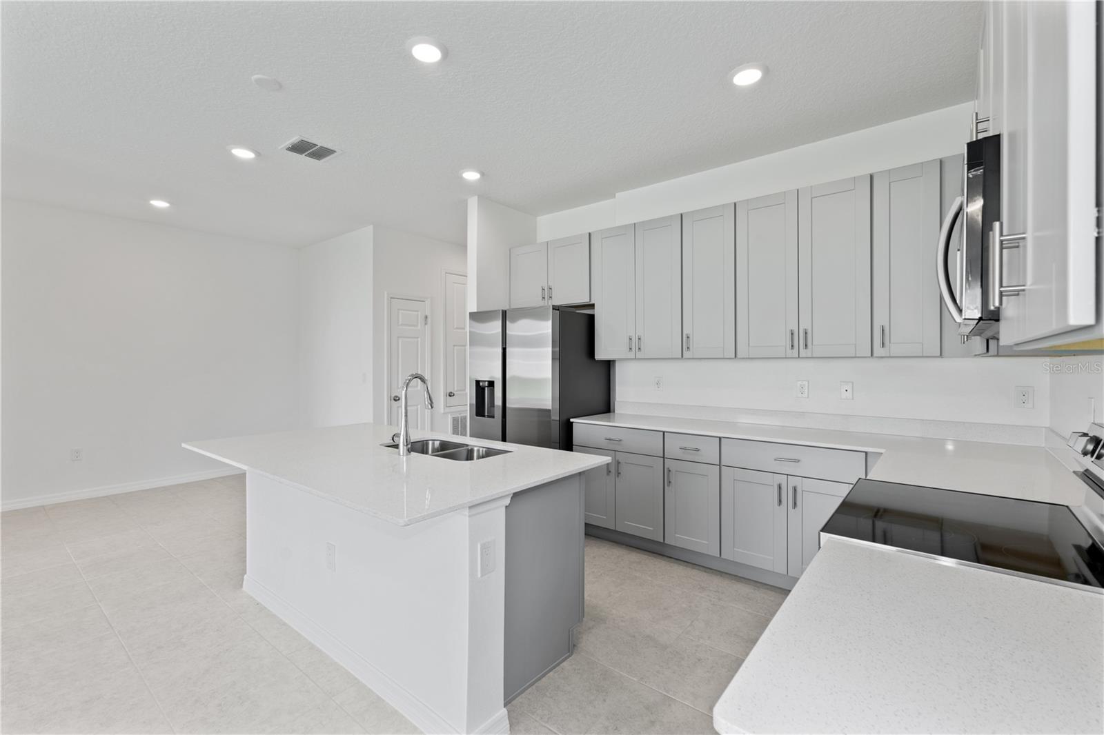 CYPRESS PARK ESTATES - Residential