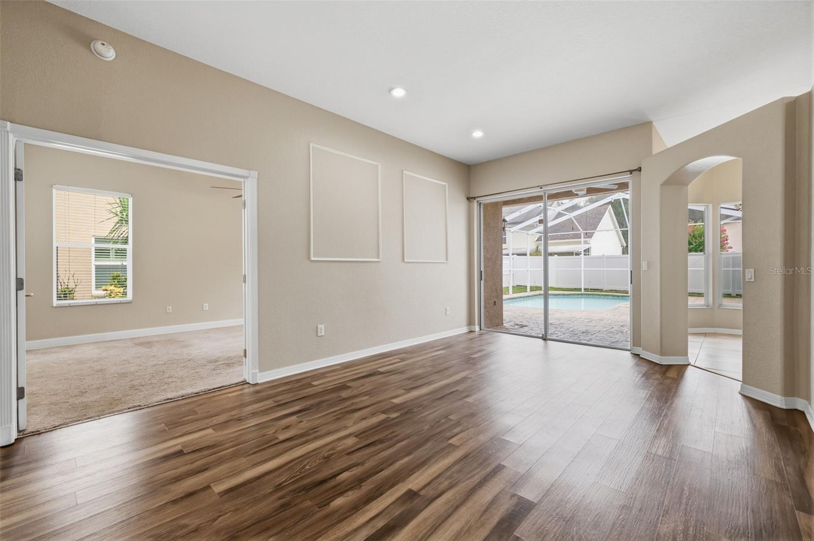 TAMPA PALMS 2C UNIT 2 - Residential