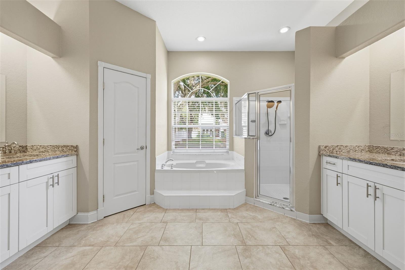 TAMPA PALMS 2C UNIT 2 - Residential