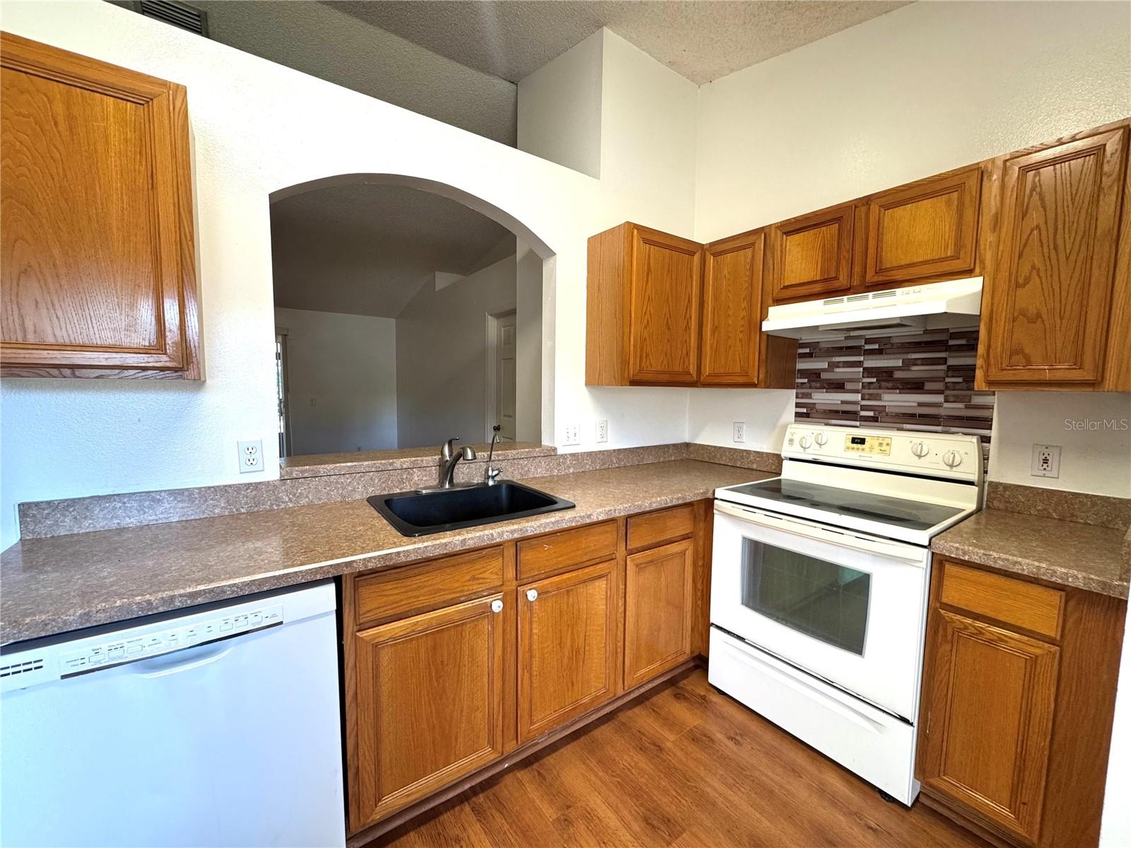DELTONA LAKES UNIT 14 - Residential